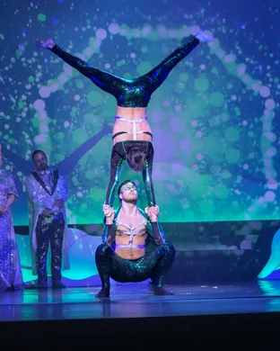 Cirque Musica Holiday Wonderland Sarasota